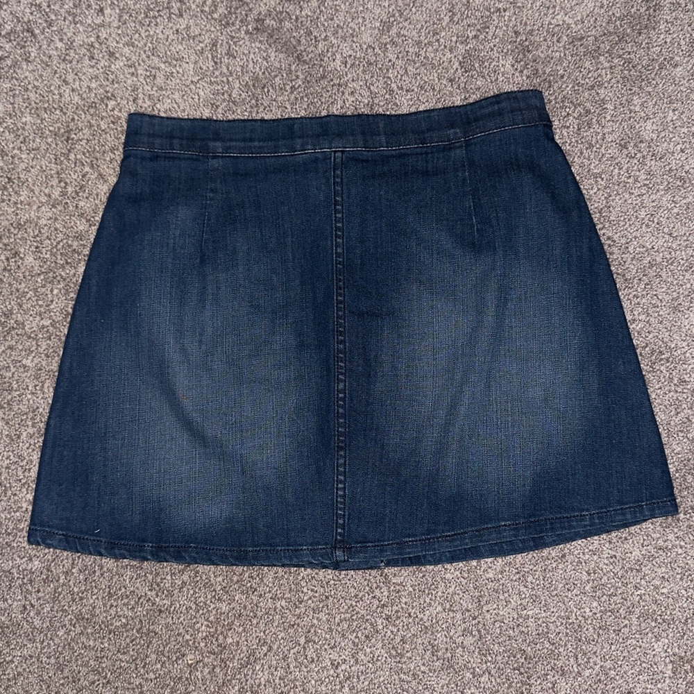 Express Button-Front Mini Skirt - Picture 2 of 8
